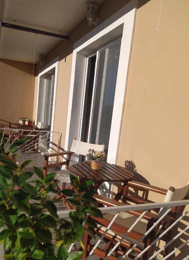 Apartmani Vico Херцег Нови Екстериор снимка